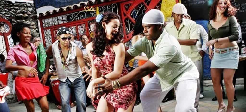 salsa dance lesson Dallas - Salsa Dallas salsa lessons call or text 214-923-9404
